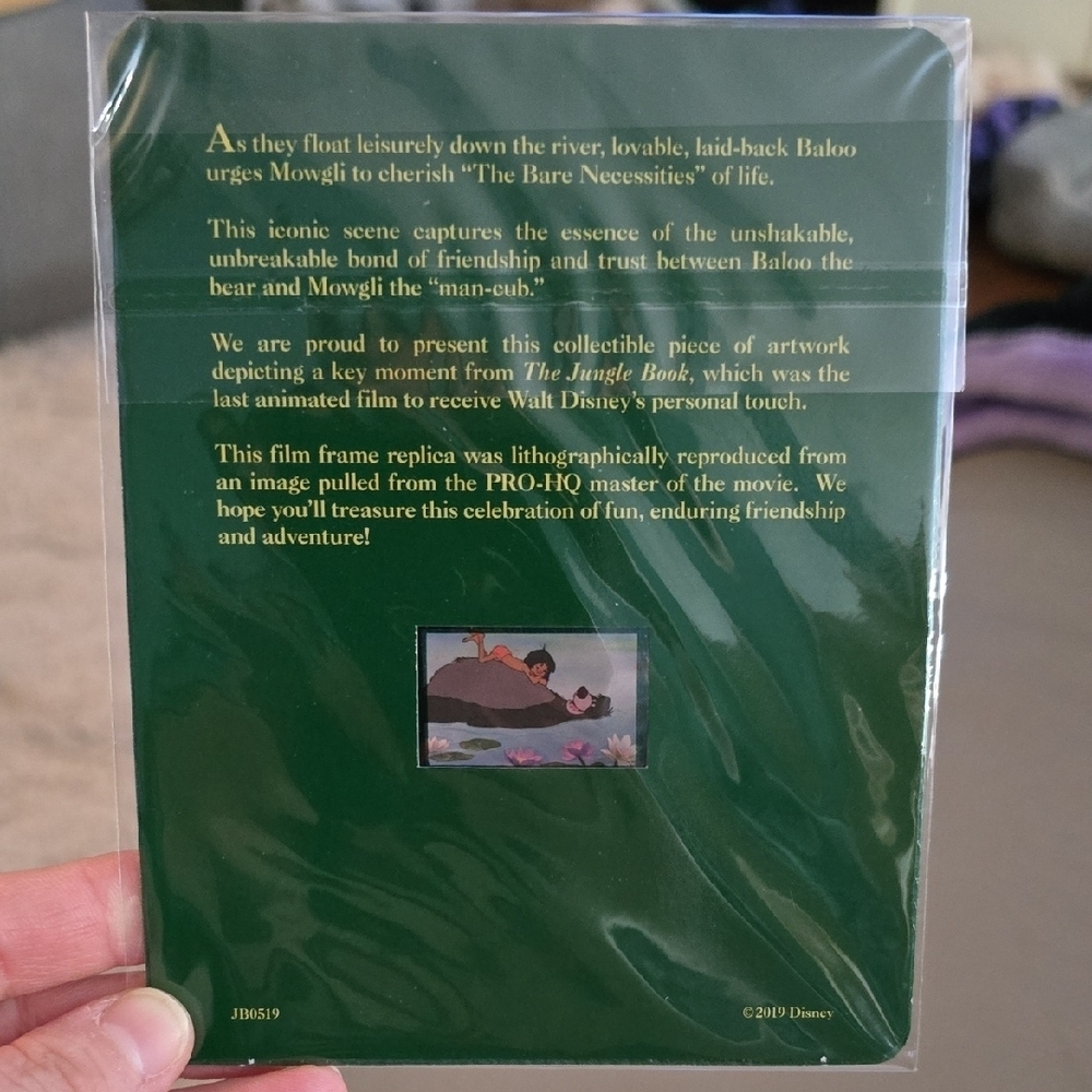 Disney Jungle Book Green Card with Gold Design - Picture 2 of 2